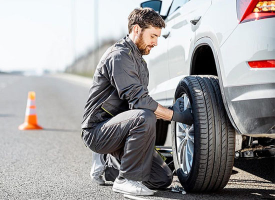 Convenient & Hassle-Free Flat Tyre Repair in Dubai